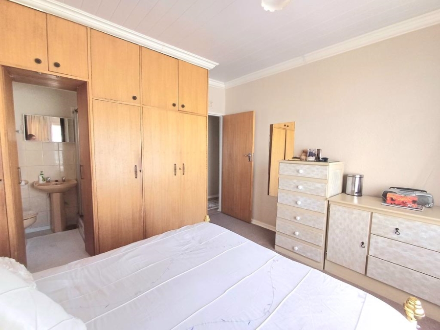 3 Bedroom Property for Sale in Pellissier Free State